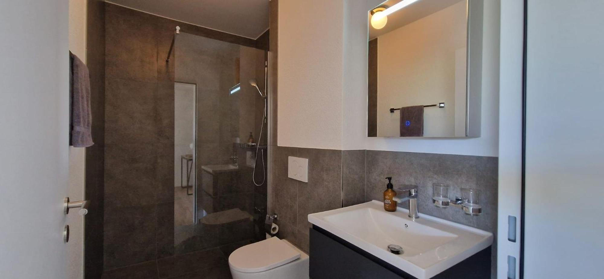 Visionary Hospitality Rothenburg, Lucerne - Premium Apartments With Free Parking, Washer, Kitchen, Terrace, 15' City Екстериор снимка