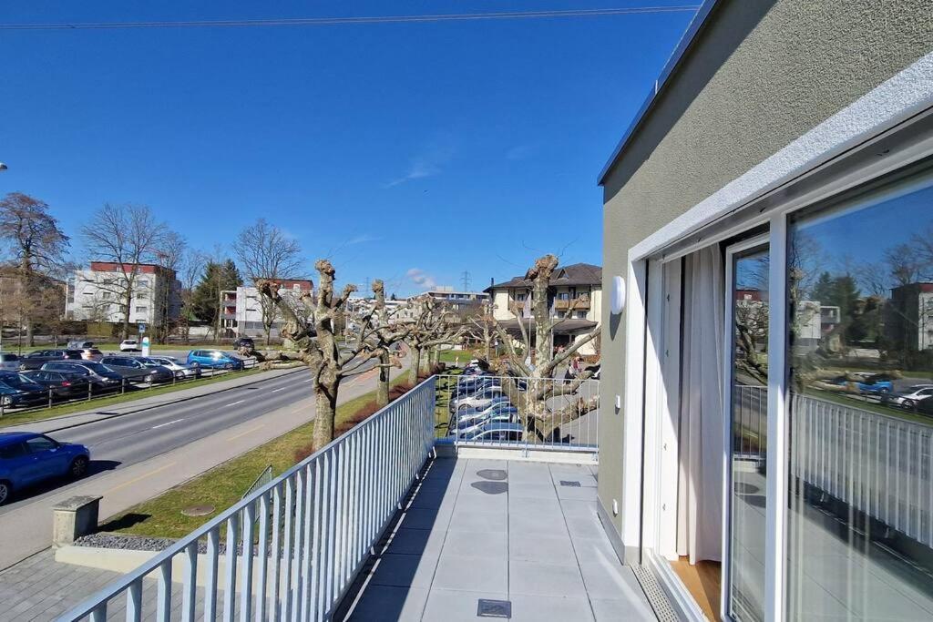 Visionary Hospitality Rothenburg, Lucerne - Premium Apartments With Free Parking, Washer, Kitchen, Terrace, 15' City Екстериор снимка